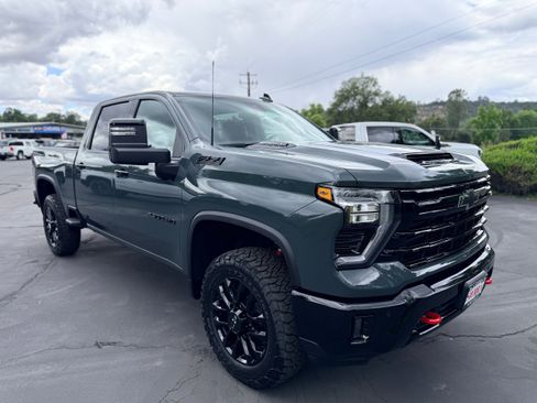 New 2026 Chevrolet Silverado 2500 LTZ w/ Trail Boss Package AWD/4WD image 3
