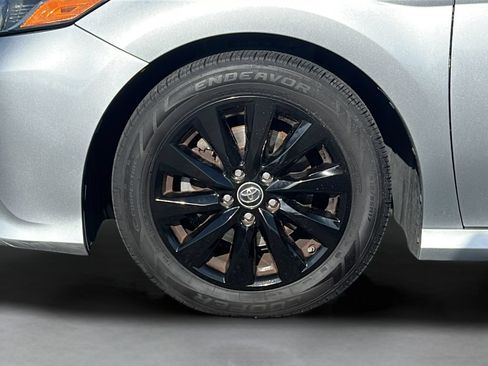 Used 2019 Toyota Camry LE w/ Convenience Package FWD image 27