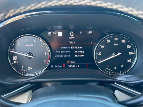 Used 2023 Buick Envision Avenir image 18