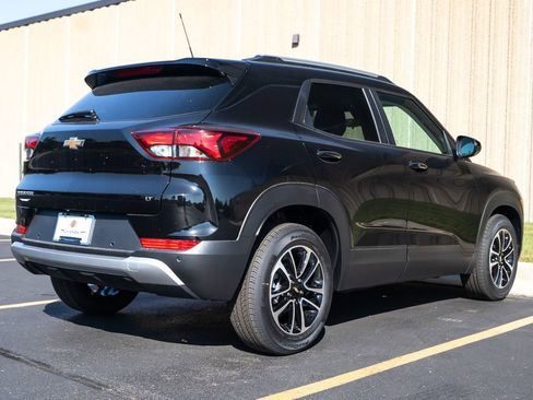New 2026 Chevrolet TrailBlazer LT w/ Driver Confidence Package image 7