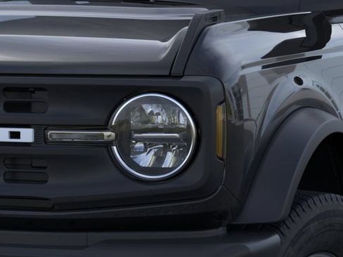 New 2025 Ford Bronco 2-Door AWD/4WD image 22