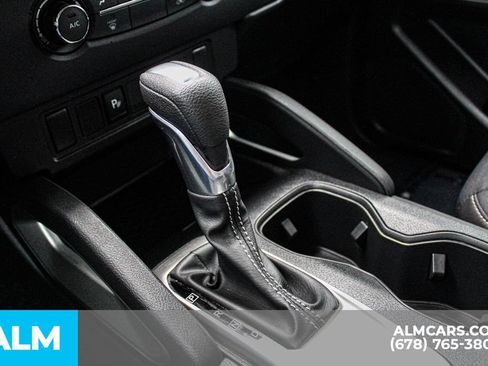 Used 2025 Nissan Frontier SV RWD image 35