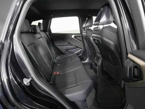 Used 2025 BMW X3 xDrive30i w/ Premium Package AWD/4WD image 17