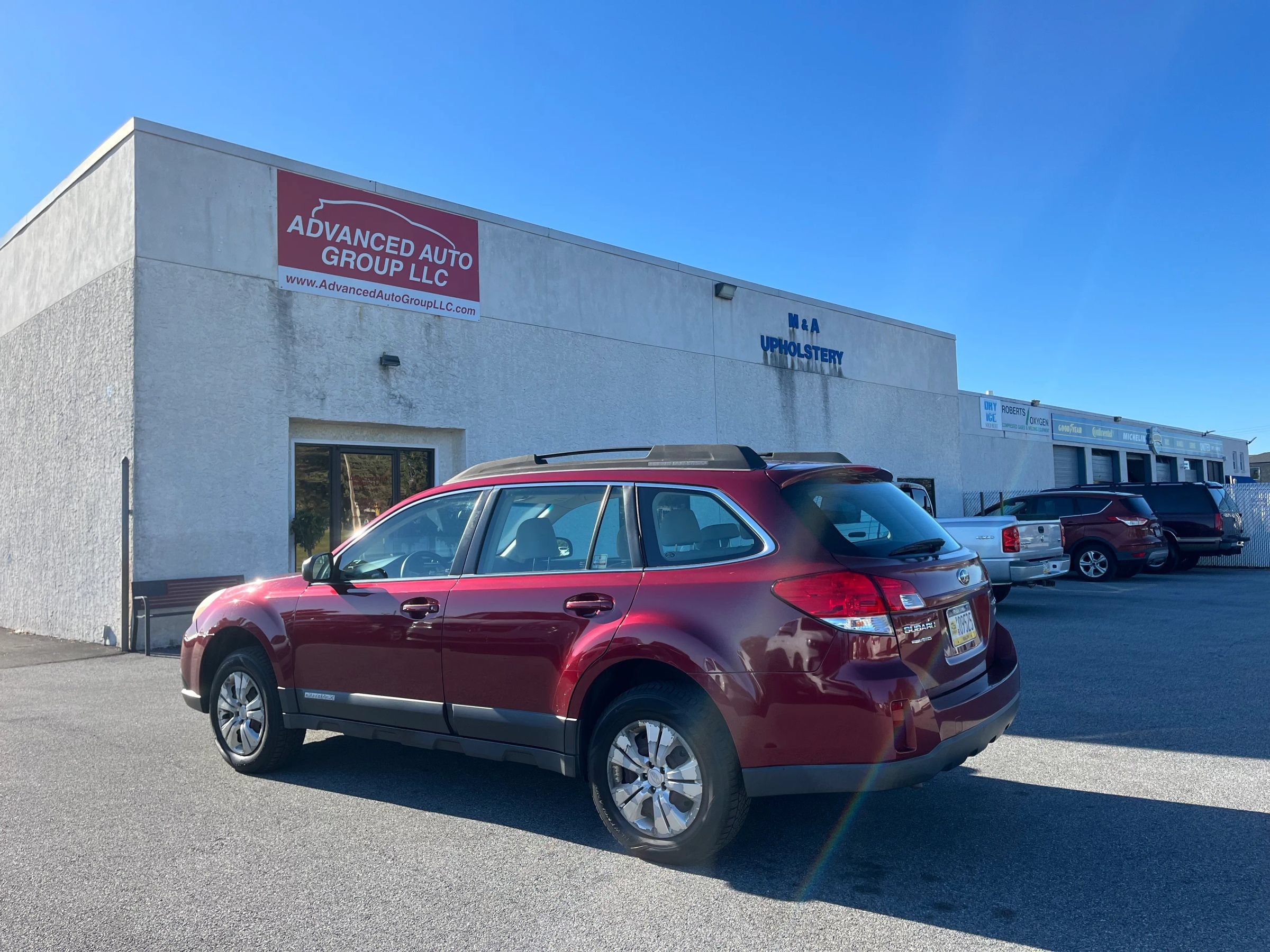 Used 2011 Subaru Outback 2.5i AWD/4WD image 3