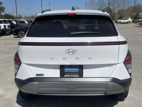 New 2026 Hyundai Kona Limited FWD image 3