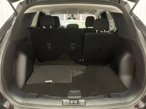 Used 2025 Ford Escape Active AWD/4WD image 14