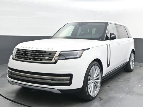 New 2025 Land Rover Range Rover Long Wheelbase SE image 1