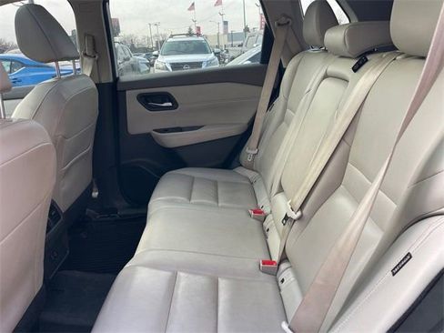 Used 2023 Nissan Rogue SL image 6