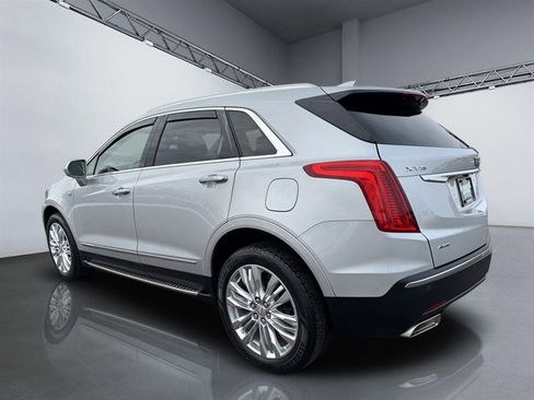 Used 2017 Cadillac XT5 Premium Luxury image 5