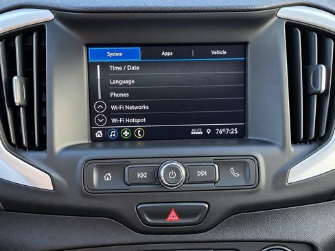 Used 2021 GMC Terrain SLE w/ Driver Convenience Package FWD image 15