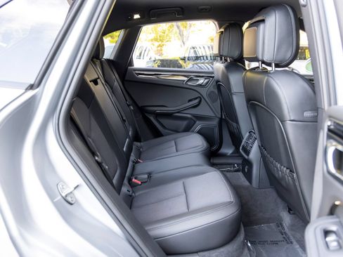 Certified 2026 Porsche Macan AWD/4WD image 58