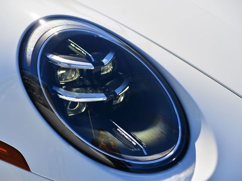 Certified 2026 Porsche 911 Carrera image 11