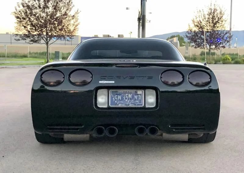 Used 2001 Chevrolet Corvette Z06 w/ Memory Pkg RWD image 11