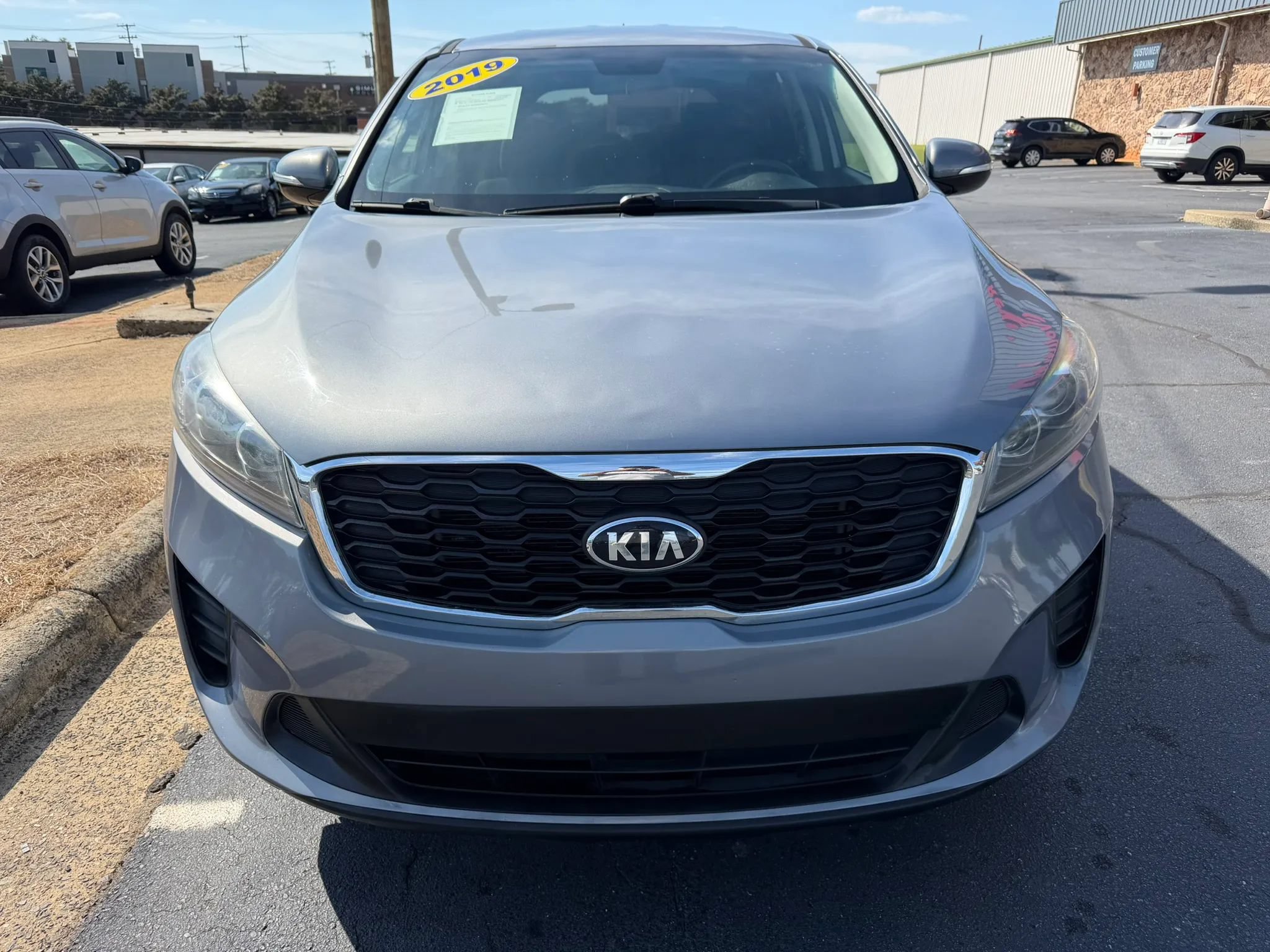 Used 2019 Kia Sorento L FWD image 3