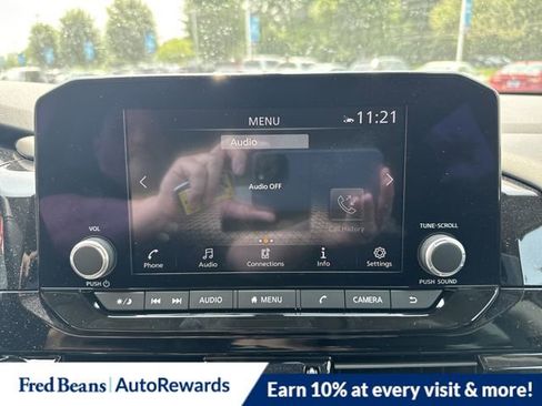 New 2025 Nissan Pathfinder SV image 14