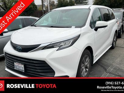 Used 2021 Toyota Sienna LE