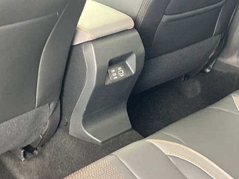 New 2026 Subaru Crosstrek 2.5i Limited AWD/4WD image 35