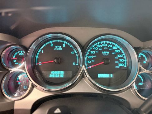 Used 2011 Chevrolet Silverado 3500 LT image 25