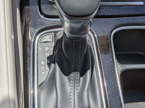 Used 2025 Kia Telluride S image 17