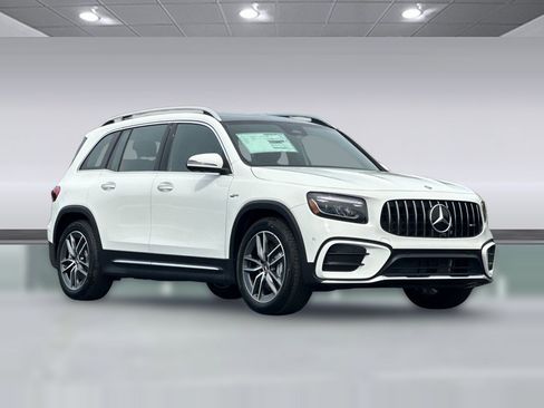 New 2025 Mercedes-Benz GLB 35 AMG 4MATIC image 6