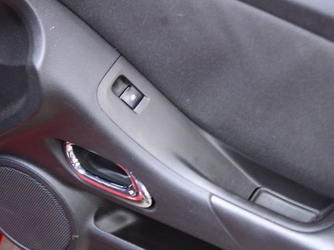 Used 2010 Chevrolet Camaro LT image 10