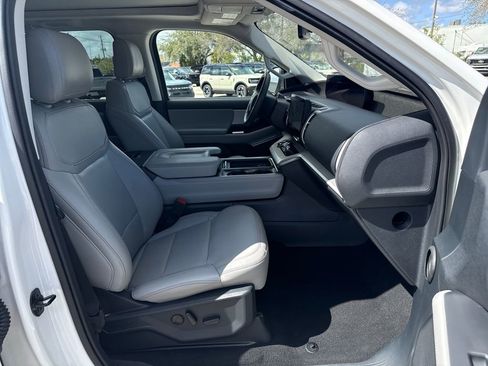 Certified 2025 Ford Expedition Max Active image 28