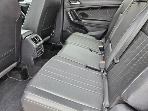 Used 2023 Volkswagen Tiguan SE R-Line FWD image 22