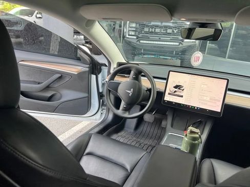 Used 2023 Tesla Model 3 Standard Range RWD image 14