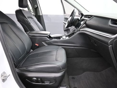 Used 2022 Jeep Grand Cherokee L Limited image 27