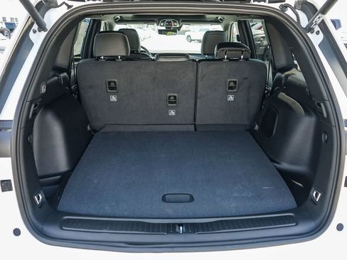 New 2026 Jeep Grand Cherokee Limited Reserve image 11