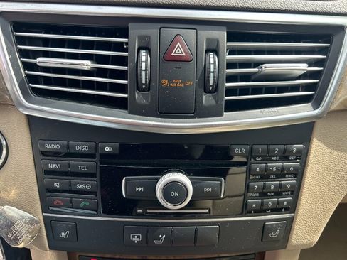 Used 2011 Mercedes-Benz E 350 4MATIC Sedan image 15