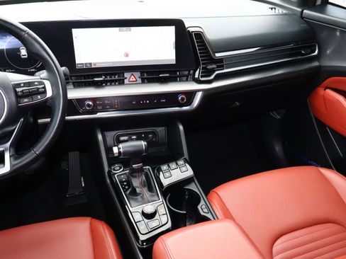 Used 2024 Kia Sportage SX image 11