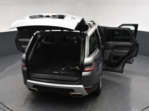 Used 2020 Land Rover Range Rover Sport HSE image 29