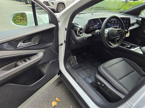 New 2026 Chevrolet Blazer EV LT image 21