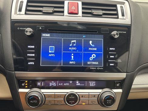 Used 2017 Subaru Legacy 2.5i Premium image 22