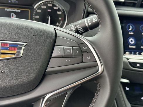 New 2026 Cadillac XT5 Luxury image 29