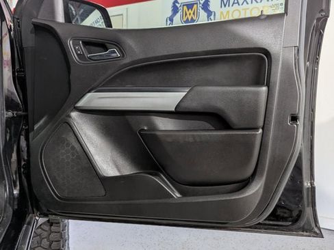 Used 2018 Chevrolet Colorado ZR2 w/ ZR2 Midnight Special Edition image 21