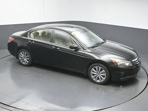 Used 2011 Honda Accord EX-L image 40