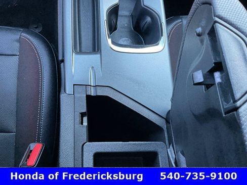 Used 2024 Chevrolet Equinox EV RS FWD image 38