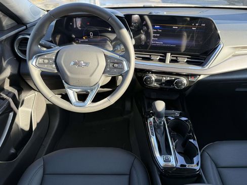 New 2026 Chevrolet Trax ACTIV w/ Sunroof Package image 8