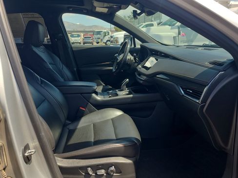 Used 2021 Cadillac XT4 Sport AWD/4WD image 29