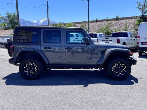 Used 2023 Jeep Wrangler Unlimited Rubicon 4xe w/ Cold Weather Group AWD/4WD image 11