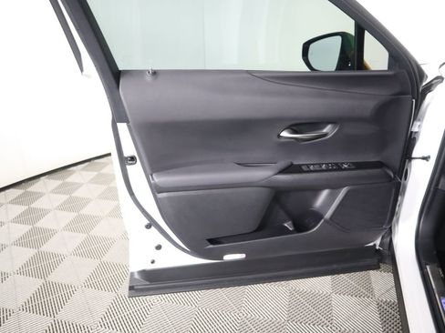 Certified 2024 Lexus UX 250h FWD image 24