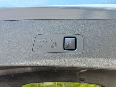 Used 2023 Lincoln Corsair AWD w/ Equipment Group 101A image 14