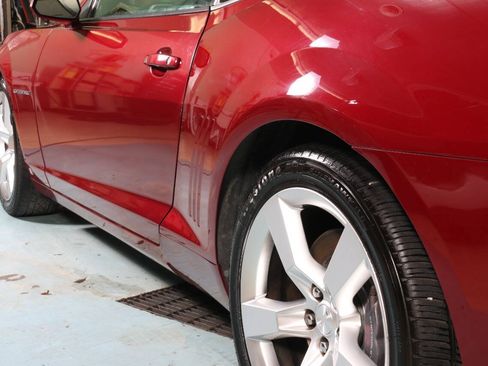 Used 2010 Chevrolet Camaro SS RWD image 22