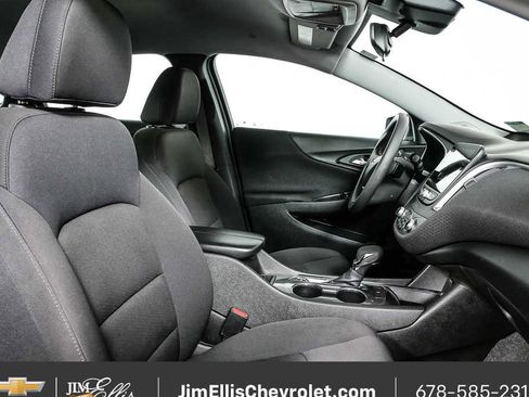 Used 2023 Chevrolet Malibu LT FWD image 21