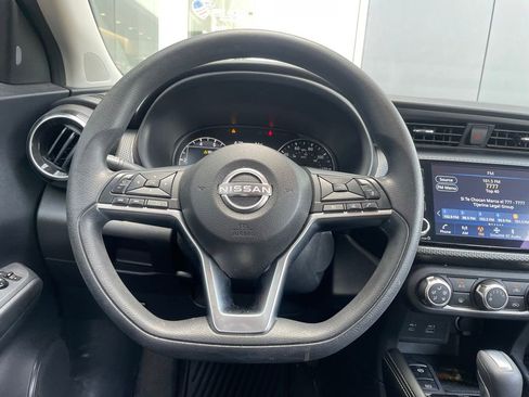 Certified 2024 Nissan Kicks SV FWD image 10