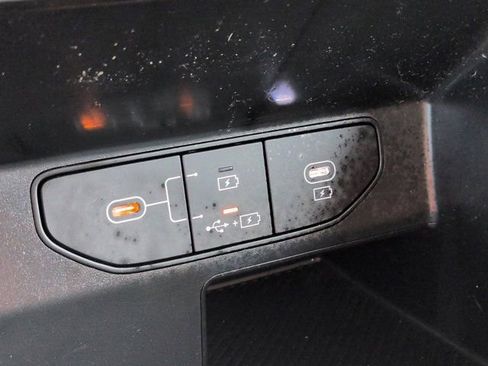 Used 2024 Kia Sorento LX FWD image 20