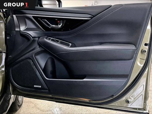 Used 2021 Subaru Outback Limited image 22