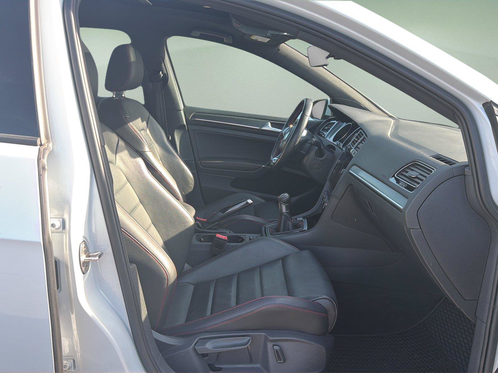 Used 2020 Volkswagen GTI S FWD image 21